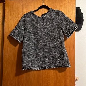 Structured shirt with fabulous texture.